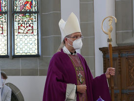 Bischof Dr. Michael Gerber besucht St. Crescentius (Foto: Karl-Franz Thiede)